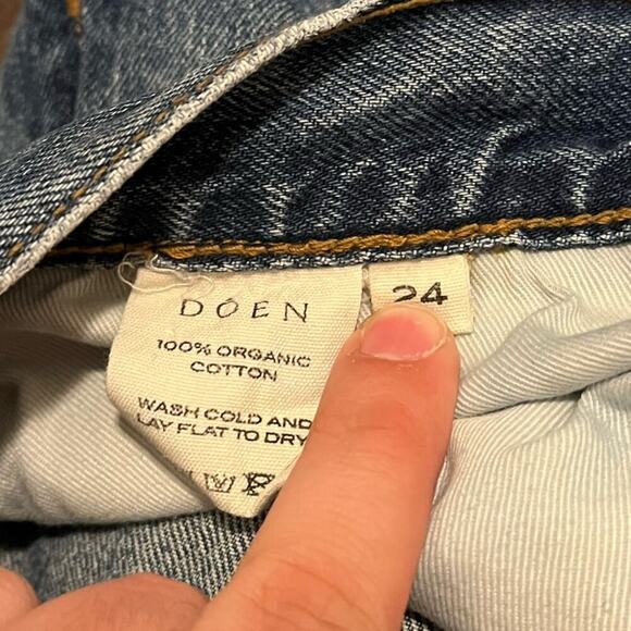 Doen Mid Rise Straight Leg Jeans - Picture 5 of 5